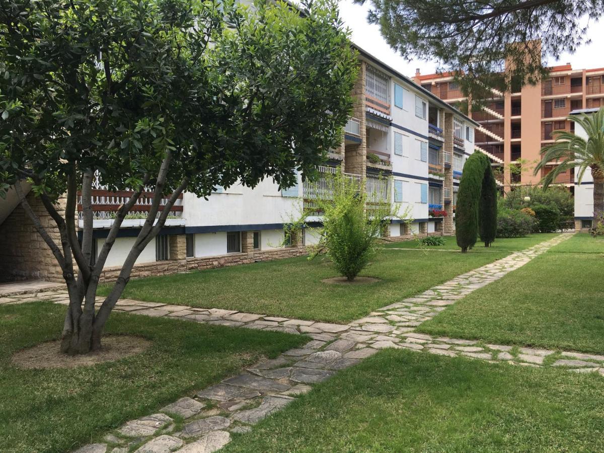 Book Ibiza Salou Apartman Kültér fotó